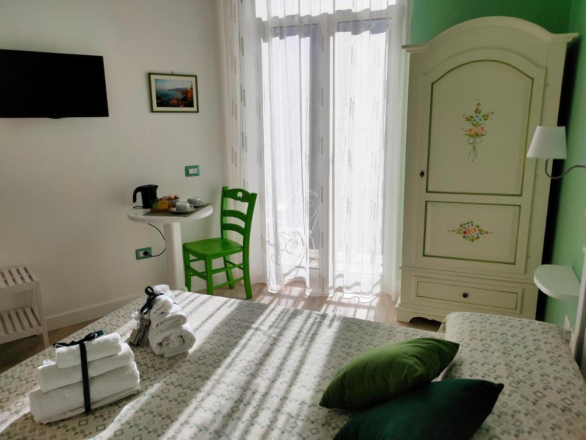 B&B Il Vialetto Castellammare di Stabia Exterior foto
